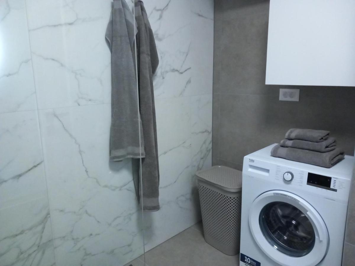 Appartement Urban à Pula Extérieur photo